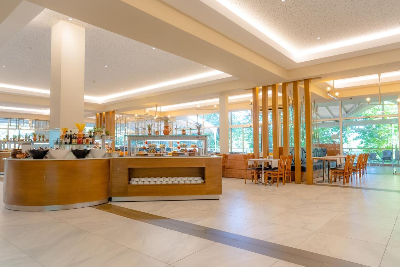 Vita Park Hotel & Aqua Park Albena Eksteriør billede